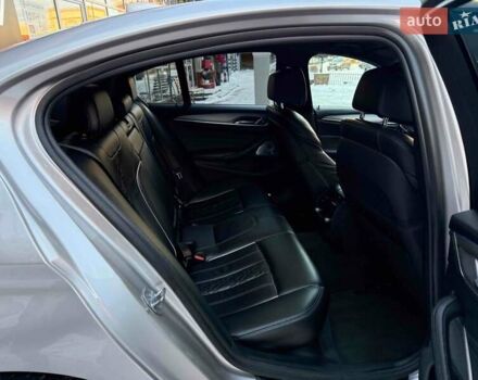 Серый БМВ 5 Серия, объемом двигателя 3 л и пробегом 139 тыс. км за 41400 $, фото 45 на Automoto.ua