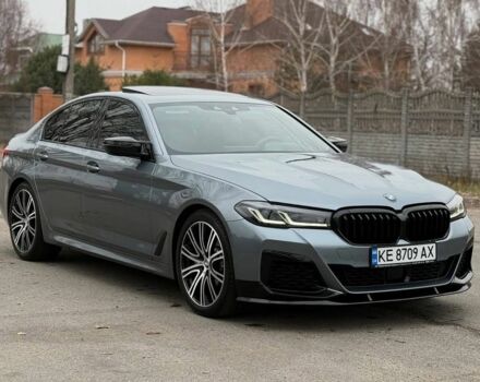 Серый БМВ 5 Серия, объемом двигателя 3 л и пробегом 70 тыс. км за 39000 $, фото 4 на Automoto.ua