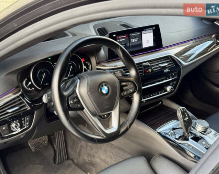 Серый БМВ 5 Серия, объемом двигателя 2 л и пробегом 154 тыс. км за 26999 $, фото 31 на Automoto.ua