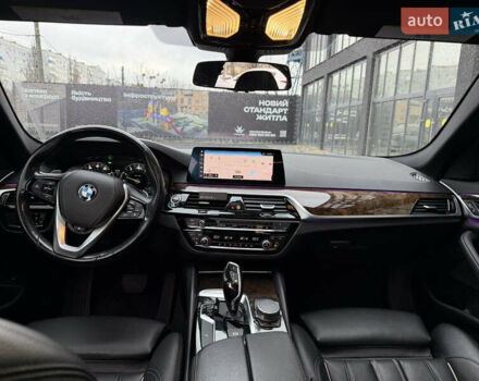 Сірий БМВ 5 Серія, об'ємом двигуна 3 л та пробігом 95 тис. км за 36999 $, фото 15 на Automoto.ua