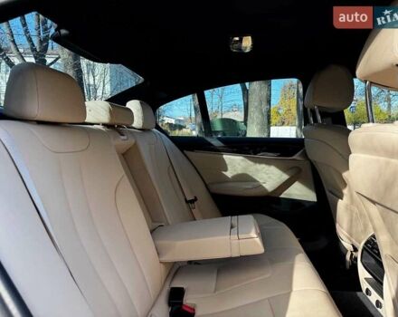 Серый БМВ 5 Серия, объемом двигателя 2 л и пробегом 47 тыс. км за 28340 $, фото 28 на Automoto.ua