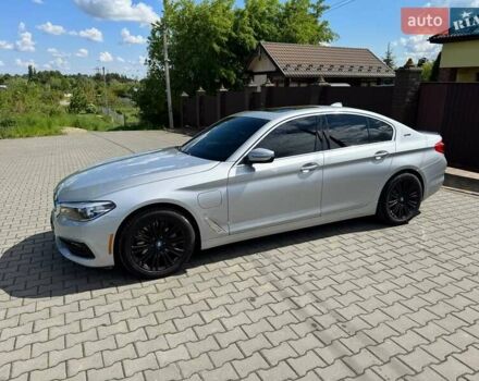 Серый БМВ 5 Серия, объемом двигателя 2 л и пробегом 80 тыс. км за 28000 $, фото 3 на Automoto.ua