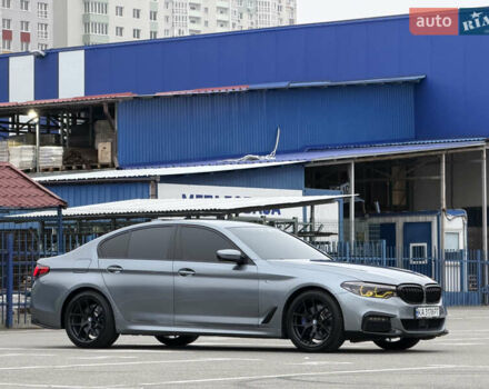 Серый БМВ 5 Серия, объемом двигателя 2.99 л и пробегом 158 тыс. км за 34500 $, фото 11 на Automoto.ua