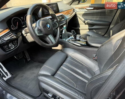 Сірий БМВ 5 Серія, об'ємом двигуна 3 л та пробігом 212 тис. км за 33000 $, фото 39 на Automoto.ua