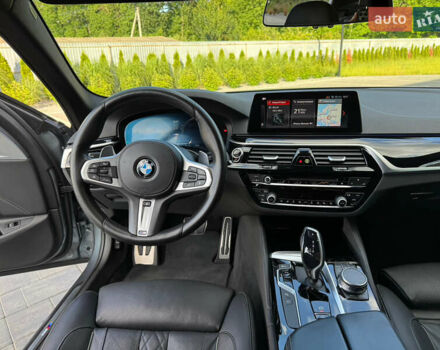 Серый БМВ 5 Серия, объемом двигателя 2.99 л и пробегом 150 тыс. км за 41000 $, фото 9 на Automoto.ua