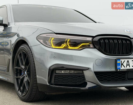 Серый БМВ 5 Серия, объемом двигателя 2.99 л и пробегом 158 тыс. км за 34500 $, фото 12 на Automoto.ua