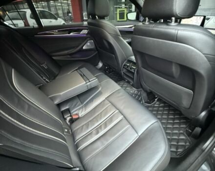 Серый БМВ 5 Серия, объемом двигателя 3 л и пробегом 97 тыс. км за 39999 $, фото 9 на Automoto.ua