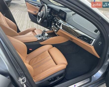 Серый БМВ 5 Серия, объемом двигателя 2.99 л и пробегом 178 тыс. км за 37700 $, фото 30 на Automoto.ua