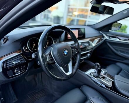 Серый БМВ 5 Серия, объемом двигателя 3 л и пробегом 46 тыс. км за 24000 $, фото 10 на Automoto.ua