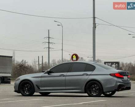 Серый БМВ 5 Серия, объемом двигателя 2.99 л и пробегом 158 тыс. км за 34500 $, фото 4 на Automoto.ua