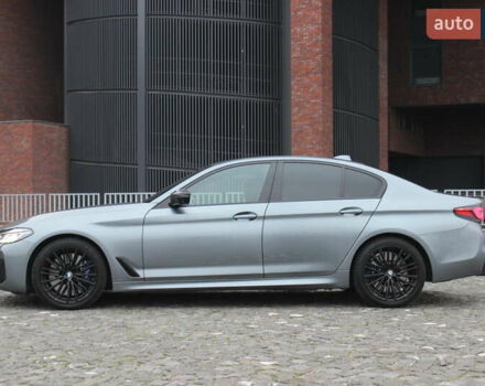 Серый БМВ 5 Серия, объемом двигателя 3 л и пробегом 95 тыс. км за 37999 $, фото 12 на Automoto.ua