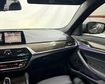 Сірий БМВ 5 Серія, об'ємом двигуна 2 л та пробігом 76 тис. км за 29800 $, фото 24 на Automoto.ua