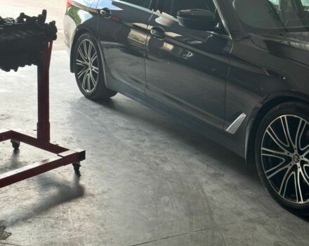 Серый БМВ 5 Серия, объемом двигателя 3 л и пробегом 240 тыс. км за 41000 $, фото 8 на Automoto.ua