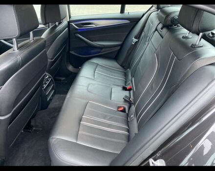 Серый БМВ 5 Серия, объемом двигателя 3 л и пробегом 240 тыс. км за 41000 $, фото 16 на Automoto.ua