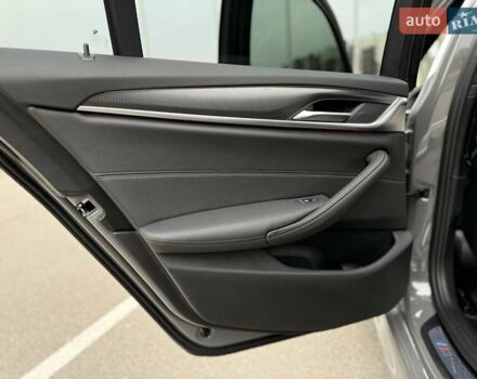 Сірий БМВ 5 Серія, об'ємом двигуна 2 л та пробігом 50 тис. км за 47700 $, фото 56 на Automoto.ua