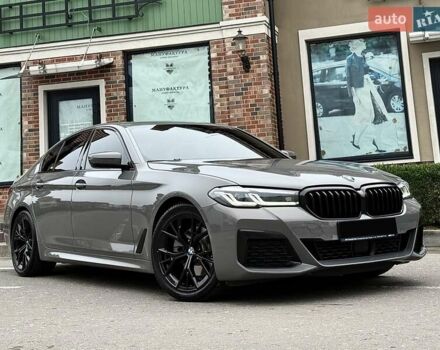 Серый БМВ 5 Серия, объемом двигателя 2 л и пробегом 48 тыс. км за 48800 $, фото 2 на Automoto.ua