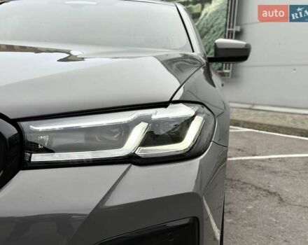 Сірий БМВ 5 Серія, об'ємом двигуна 2 л та пробігом 50 тис. км за 47700 $, фото 19 на Automoto.ua