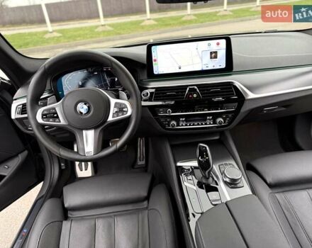 Сірий БМВ 5 Серія, об'ємом двигуна 2 л та пробігом 50 тис. км за 47700 $, фото 61 на Automoto.ua