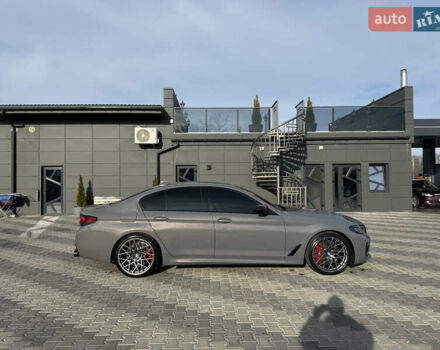 Сірий БМВ 5 Серія, об'ємом двигуна 3 л та пробігом 98 тис. км за 49500 $, фото 14 на Automoto.ua