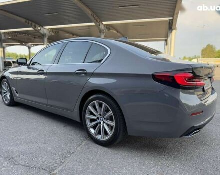 Серый БМВ 5 Серия, объемом двигателя 3 л и пробегом 139 тыс. км за 46999 $, фото 18 на Automoto.ua