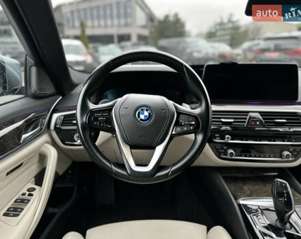 Серый БМВ 5 Серия, объемом двигателя 2 л и пробегом 46 тыс. км за 42500 $, фото 10 на Automoto.ua