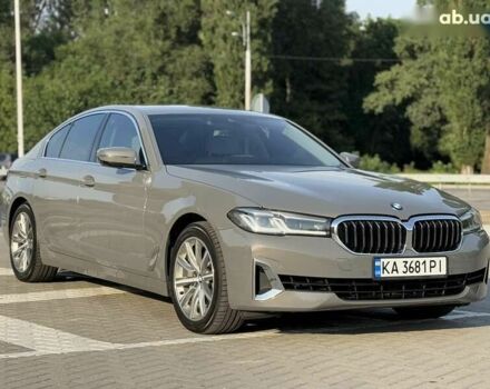 Серый БМВ 5 Серия, объемом двигателя 3 л и пробегом 139 тыс. км за 46999 $, фото 4 на Automoto.ua