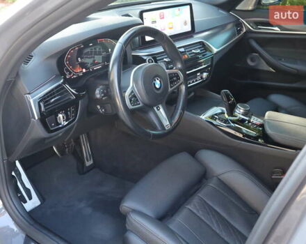 Сірий БМВ 5 Серія, об'ємом двигуна 2.99 л та пробігом 106 тис. км за 56500 $, фото 31 на Automoto.ua