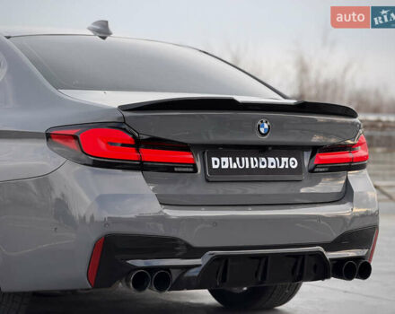 Серый БМВ 5 Серия, объемом двигателя 3 л и пробегом 65 тыс. км за 51700 $, фото 14 на Automoto.ua