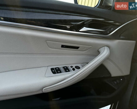 Сірий БМВ 5 Серія, об'ємом двигуна 2 л та пробігом 46 тис. км за 42500 $, фото 16 на Automoto.ua