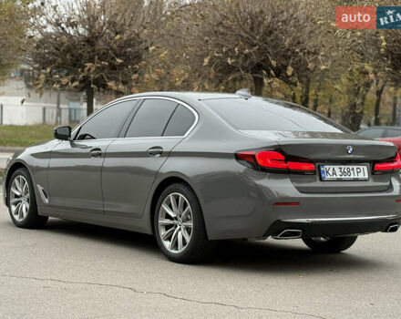 Серый БМВ 5 Серия, объемом двигателя 3 л и пробегом 139 тыс. км за 45999 $, фото 9 на Automoto.ua