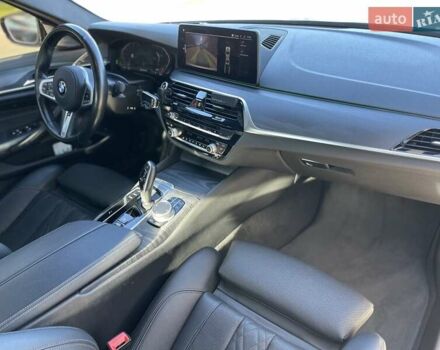 Серый БМВ 5 Серия, объемом двигателя 2 л и пробегом 117 тыс. км за 34500 $, фото 33 на Automoto.ua