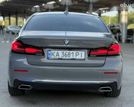 Серый БМВ 5 Серия, объемом двигателя 3 л и пробегом 139 тыс. км за 46999 $, фото 15 на Automoto.ua