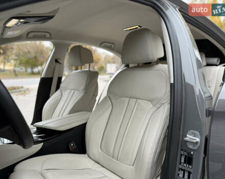 Серый БМВ 5 Серия, объемом двигателя 3 л и пробегом 139 тыс. км за 45999 $, фото 21 на Automoto.ua