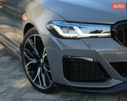 Сірий БМВ 5 Серія, об'ємом двигуна 2.99 л та пробігом 106 тис. км за 56500 $, фото 3 на Automoto.ua