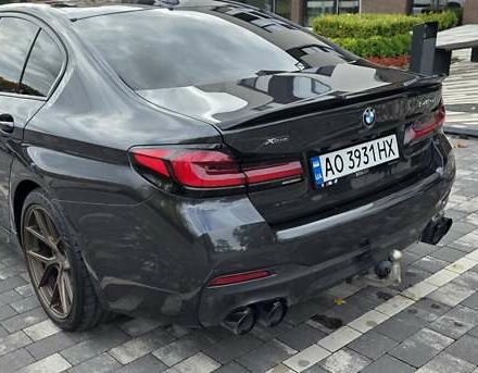 Сірий БМВ 5 Серія, об'ємом двигуна 3 л та пробігом 82 тис. км за 61927 $, фото 1 на Automoto.ua