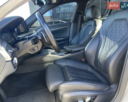 Серый БМВ 5 Серия, объемом двигателя 2 л и пробегом 117 тыс. км за 34500 $, фото 28 на Automoto.ua