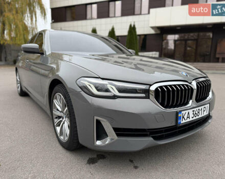 Серый БМВ 5 Серия, объемом двигателя 3 л и пробегом 139 тыс. км за 45999 $, фото 13 на Automoto.ua