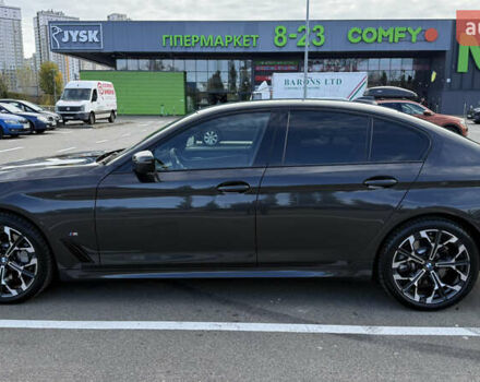 Сірий БМВ 5 Серія, об'ємом двигуна 2 л та пробігом 68 тис. км за 60000 $, фото 6 на Automoto.ua