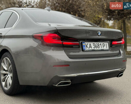 Серый БМВ 5 Серия, объемом двигателя 3 л и пробегом 139 тыс. км за 45999 $, фото 17 на Automoto.ua