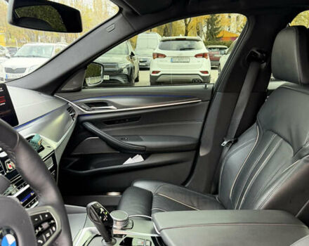 Сірий БМВ 5 Серія, об'ємом двигуна 3 л та пробігом 61 тис. км за 56500 $, фото 9 на Automoto.ua