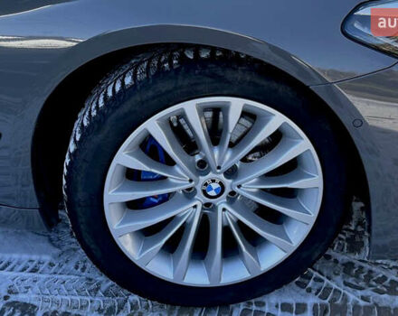 Серый БМВ 5 Серия, объемом двигателя 2 л и пробегом 95 тыс. км за 51000 $, фото 28 на Automoto.ua