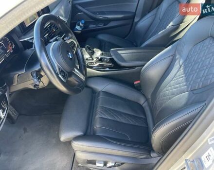 Серый БМВ 5 Серия, объемом двигателя 2 л и пробегом 117 тыс. км за 34500 $, фото 27 на Automoto.ua