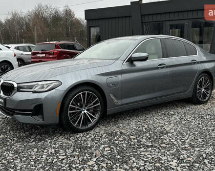 Серый БМВ 5 Серия, объемом двигателя 2 л и пробегом 46 тыс. км за 42500 $, фото 2 на Automoto.ua