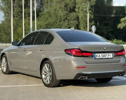 Серый БМВ 5 Серия, объемом двигателя 3 л и пробегом 139 тыс. км за 46999 $, фото 5 на Automoto.ua