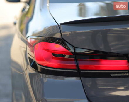 Сірий БМВ 5 Серія, об'ємом двигуна 2.99 л та пробігом 106 тис. км за 56500 $, фото 17 на Automoto.ua