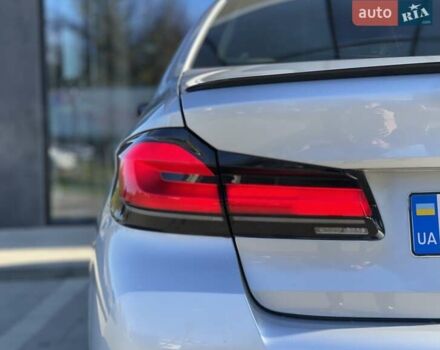 Серый БМВ 5 Серия, объемом двигателя 2 л и пробегом 117 тыс. км за 34500 $, фото 11 на Automoto.ua
