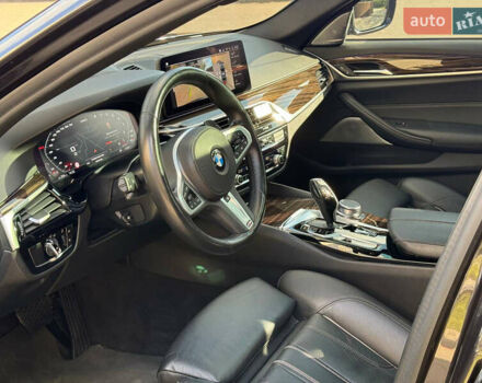 Сірий БМВ 5 Серія, об'ємом двигуна 3 л та пробігом 93 тис. км за 45700 $, фото 9 на Automoto.ua