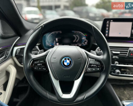 Серый БМВ 5 Серия, объемом двигателя 2 л и пробегом 46 тыс. км за 42500 $, фото 11 на Automoto.ua