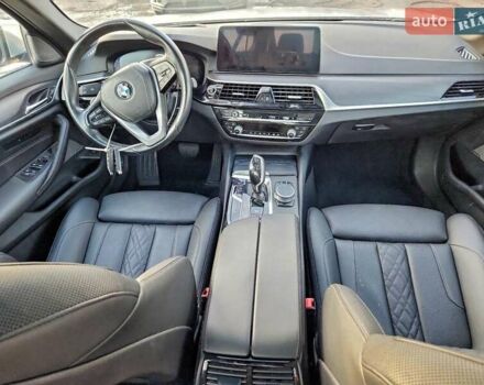 Сірий БМВ 5 Серія, об'ємом двигуна 2 л та пробігом 94 тис. км за 12400 $, фото 7 на Automoto.ua