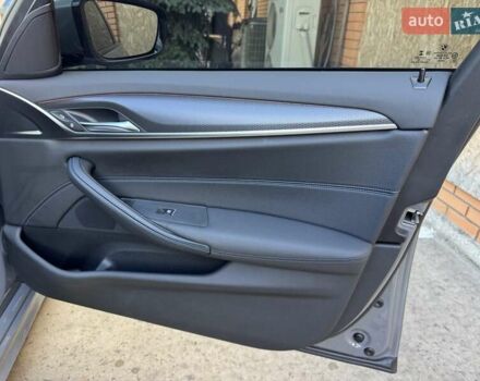 Серый БМВ 5 Серия, объемом двигателя 2 л и пробегом 188 тыс. км за 41500 $, фото 30 на Automoto.ua